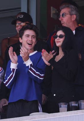 2026 World Cup Final - Timothee Chalamet and Kylie Jenner In The Stands - USA Timothee Chalamet and girlfriend Kylie Jenner in the stands during the FIFA World Cup 2026 final football match between Spain and Argentina on July 19, 2026 at the New York Stadium in East Rutherford, NJ, USA. Photo by Charles Guerin ABACAPRESS.COM East Rutherford NJ United States  Copyright: xGuerinxCharles ABACAx