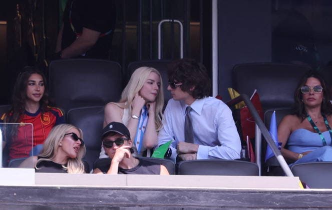 2026 World Cup Final - Anya Taylor Joy and Husband In The Stands - USA Anya Taylor-Joy and husband, Malcolm Wellman McRae in the stands during the FIFA World Cup 2026 final football match between Spain and Argentina on July 19, 2026 at the New York Stadium in East Rutherford, NJ, USA. Photo by Charles Guerin ABACAPRESS.COM East Rutherford NJ United States  Copyright: xGuerinxCharles ABACAx