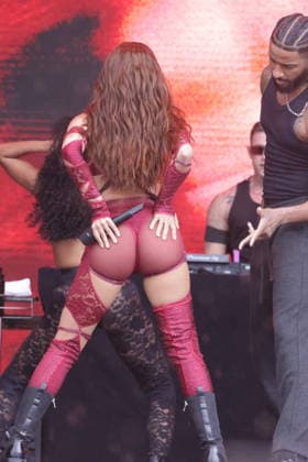 19.07.2026, Anitta, Sängerin, im Konzert live auf dem Lollapalooza 2026, Olympiastadion, Berlin, Berlin *** July 19, 2026, Anitta, singer, performing live at Lollapalooza 2026, Olympic Stadium, Berlin, Berlin