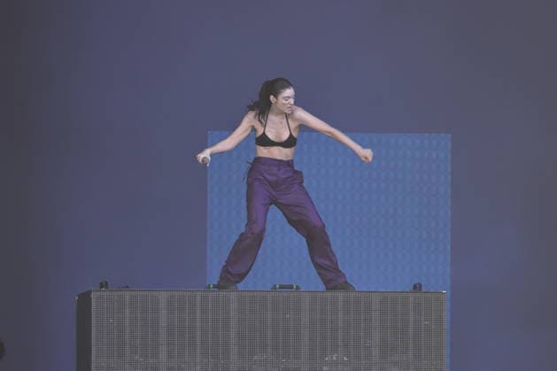 19.07.2026, Lorde, Sängerin, im Konzert live auf dem Lollapalooza 2026, Olympiastadion, Berlin, Berlin *** July 19, 2026, Lorde, singer, performing live at Lollapalooza 2026, Olympic Stadium, Berlin, Berlin