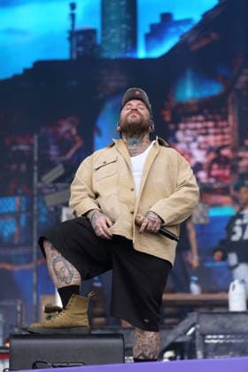 Jaten Collin Dimsdale alias Teddy Swims beim Lollapalooza Festival im Olympiapark in Berlin, 19. Juli 2026. Lollapalooza Berlin 2026 *** Jaten Collin Dimsdale, aka Teddy Swims, at the Lollapalooza Festival in Berlin s Olympic Park, July 19, 2026 Lollapalooza Berlin 2026
