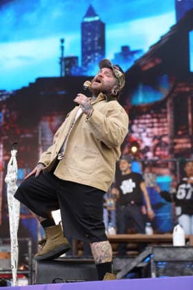 Entertainment Themen der Woche KW29 Jaten Collin Dimsdale alias Teddy Swims beim Lollapalooza Festival im Olympiapark in Berlin, 19. Juli 2026. Lollapalooza Berlin 2026 *** Jaten Collin Dimsdale, aka Teddy Swims, at the Lollapalooza Festival in Berlin s Olympic Park, July 19, 2026 Lollapalooza Berlin 2026