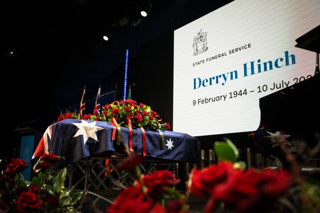 DERRYN HINCH STATE FUNERAL, The stage and coffin of Derryn Hinch during a State Funeral Service for Derryn Hinch at the Timber Yard, Melbourne, Monday, July 20, 2026. . Outspoken media figure and former senator Derryn Hinch has died at the age of 82 after a long and public health battle. ( NO ARCHIVING MELBOURNE VICTORIA AUSTRALIA  Copyright: xCHRISTOPHERxHOPKINSx 20260720176315718076