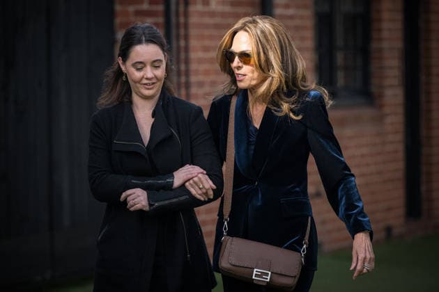 DERRYN HINCH STATE FUNERAL, Jennifer Keyte (r) arrives for the State Funeral Service for Derryn Hinch at the Timber Yard, Melbourne, Monday, July 20, 2026. . Outspoken media figure and former senator Derryn Hinch has died at the age of 82 after a long and public health battle. ( NO ARCHIVING MELBOURNE VICTORIA AUSTRALIA  Copyright: xCHRISTOPHERxHOPKINSx 20260720176413062230