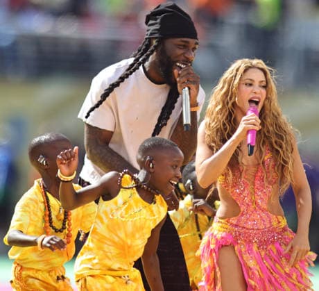 July 19, 2026, East Rutherford, New Jersey, USA: Columbian singer and superstar SHAKIRA, 49, and Nigerian singer, songwriter, and record producer BURNA BOY, 35, performing at the half time show during the July 19th FIFA World Cup 2026 Final Match between Spain and Argentina at MetLife Stadium in East Rutherford, New Jersey. Match 104 in long epic tournament. Shakira sang with Burna Boy Dai Dai, the official song of the 2026 World Cup and one of the show™s strongest moments. East Rutherford USA  - ZUMAs325 20260719_zsp_s325_029 Copyright: xJessxStilesx