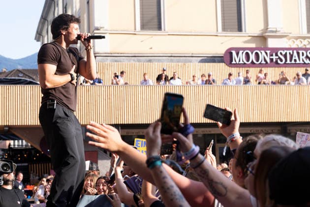 19.07.2026, Locarno, Piazza Grande, Moon and Stars, Wincent Weiss Locarno Piazza Grande Ticino Switzerland *** July 19, 2026, Locarno, Piazza Grande, Moon and Stars, Wincent Weiss, Locarno, Piazza Grande, Ticino, Switzerland  Copyright: xJustPictures.ch AlexanderxRaemyx