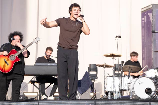 19.07.2026, Locarno, Piazza Grande, Moon and Stars, Wincent Weiss Locarno Piazza Grande Ticino Switzerland *** July 19, 2026, Locarno, Piazza Grande, Moon and Stars, Wincent Weiss, Locarno, Piazza Grande, Ticino, Switzerland Copyright: xJustPictures.ch AlexanderxRaemyx jp-de-AlRa-DSC00112