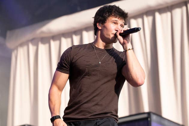 19.07.2026, Locarno, Piazza Grande, Moon and Stars, Wincent Weiss Locarno Piazza Grande Ticino Switzerland *** July 19, 2026, Locarno, Piazza Grande, Moon and Stars, Wincent Weiss, Locarno, Piazza Grande, Ticino, Switzerland  Copyright: xJustPictures.ch AlexanderxRaemyx