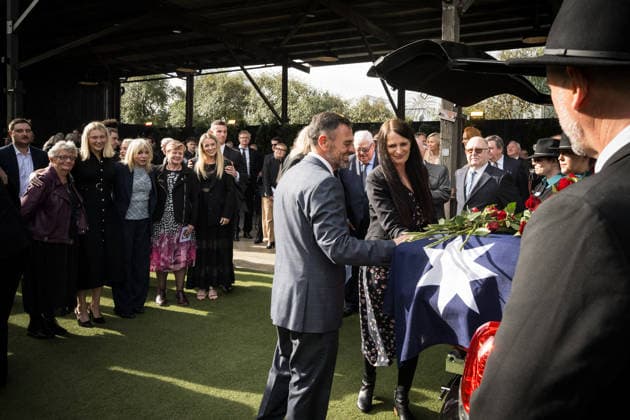 DERRYN HINCH STATE FUNERAL, Mourners pay tribute to Derryn Hinch during a State Funeral Service for Derryn Hinch at the Timber Yard, Melbourne, Monday, July 20, 2026. . Outspoken media figure and former senator Derryn Hinch has died at the age of 82 after a long and public health battle. ( NO ARCHIVING MELBOURNE VICTORIA AUSTRALIA  Copyright: xCHRISTOPHERxHOPKINSx 20260720173689266232