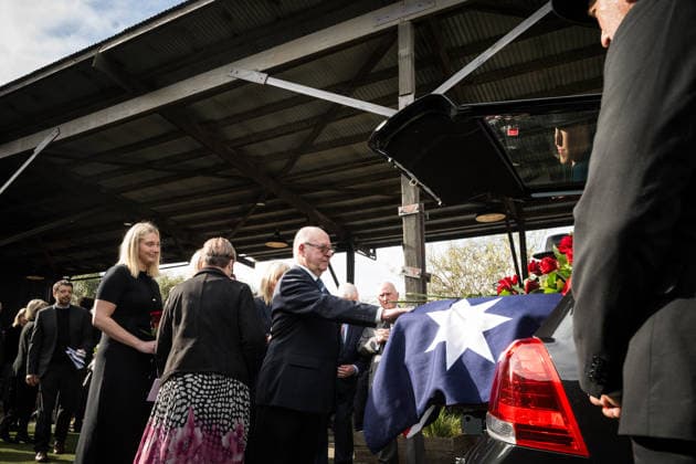 DERRYN HINCH STATE FUNERAL, Mourners pay tribute to Derryn Hinch during a State Funeral Service for Derryn Hinch at the Timber Yard, Melbourne, Monday, July 20, 2026. . Outspoken media figure and former senator Derryn Hinch has died at the age of 82 after a long and public health battle. ( NO ARCHIVING MELBOURNE VICTORIA AUSTRALIA  Copyright: xCHRISTOPHERxHOPKINSx 20260720116670343180