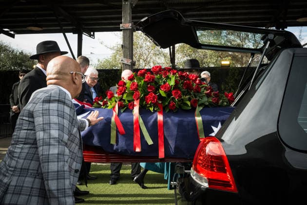 DERRYN HINCH STATE FUNERAL, Pall bearers bring Derryn Hinch™s casket to the hearse during a State Funeral Service for Derryn Hinch at the Timber Yard, Melbourne, Monday, July 20, 2026. . Outspoken media figure and former senator Derryn Hinch has died at the age of 82 after a long and public health battle. ( NO ARCHIVING MELBOURNE VICTORIA AUSTRALIA  Copyright: xCHRISTOPHERxHOPKINSx 20260720181969778620