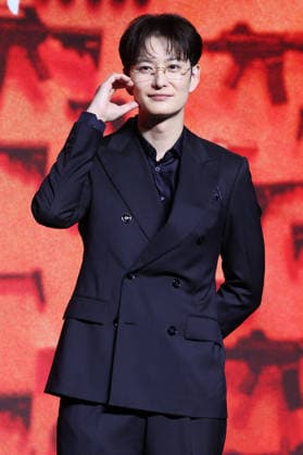 Japanese actor Masaki Okada Japanese actor Masaki Okada Japanese actor Masaki Okada, who stars in the new drama A Shop for Killers Season 2, an original series by Disney+, poses for a photo during a publicity event in Seoul on July 20, 2026. The first episode of the series will be available on July 22. (Yonhap) 2026-07-20 14:08:33 < 1980-2026 YONHAPNEWS AGENCY. .> ¼­¿ïÆ¯º°½Ã EDITORIAL USE ONLY  Copyright: xx PYH2026072011630034400 YonhapxNewsx yonphotos254653