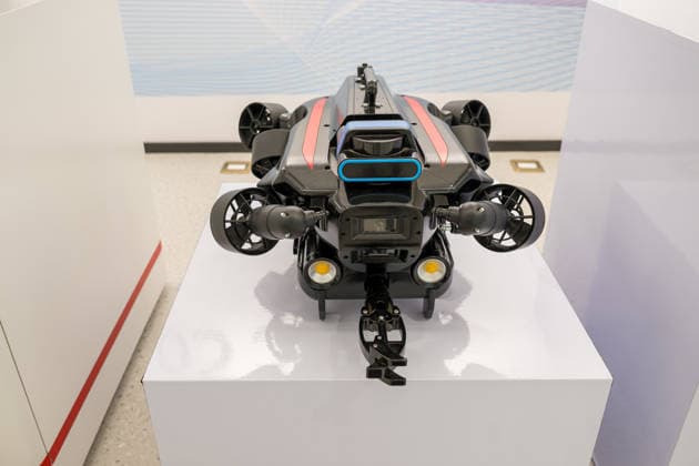 KUNSHAN, CHINA - JULY 19: General view of a robot 6S store on its opening day on July 19, 2026 in Kunshan, Jiangsu Province of China. The store offers integrated sales, spare parts, after-sales service, feedback, leasing, and customization services while serving as a hub for humanoid robots, drones, training, and industry incubation.  Copyright: xVCGx 111655192676