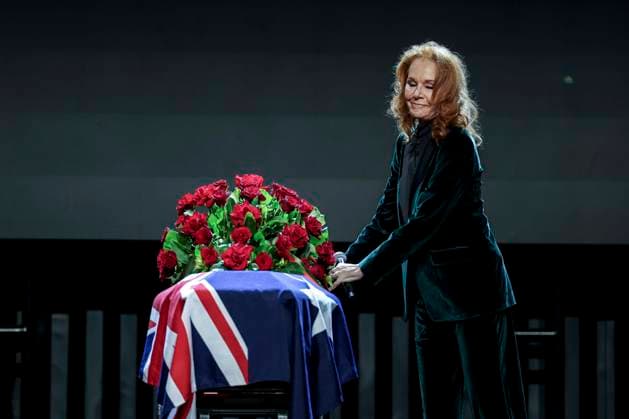 DERRYN HINCH STATE FUNERAL, Rhonda Burchmore during a State Funeral Service for Derryn Hinch at the Timber Yard, Melbourne, Monday, July 20, 2026. . Outspoken media figure and former senator Derryn Hinch has died at the age of 82 after a long and public health battle. ( NO ARCHIVING MELBOURNE VICTORIA AUSTRALIA  Copyright: xEDDIExJIMx 20260720196967507453