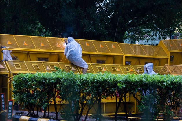 July 20, 2026, New Delhi, Delhi, India: Supporters of India s Cockroach Janta Party (CJP) gather before a march to Parliament during a protest demanding the resignation of Education Minister Dharmendra Pradhan over alleged exam paper leaks. Members of the Rapid Action Force (RAF) are deployed at the protest site near Jantar Mantar in New Delhi, India. New Delhi India  - ZUMAt180 20260720_zip_t180_006 Copyright: xJaixThakurx