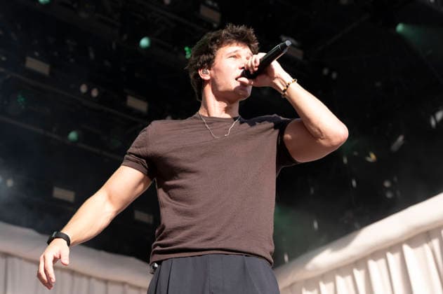 Wincent Weiss live auf dem Musikfestival Moon&Stars 2026 auf der Piazza Grande. Locarno, 19.07.2026 *** Wincent Weiss live at the Moon Stars 2026 Music Festival on Piazza Grande in Locarno, July 19, 2026 Foto:xA.xRaemyx xFuturexImagex weiss_6707