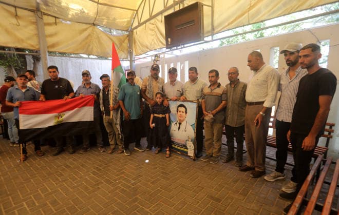 Palestinians hold solidarity rally for prisoners in Gaza City Palestinians take part in a solidarity rally outside the International Committee of the Red Cross (ICRC) headquarters in Gaza City, on July 20, 2026, in support of Palestinian prisoners held in Israeli jails. The demonstration, organized by the Prisoners Committee of the National and Islamic Forces, called for the release of prisoners and urged the international community to protect their rights and end their detention. Photo by Mohammed Salha apaimages Gaza Gaza Strip Palestinian Territory 200726_Gaza_MS_00(23) Copyright: xapaimagesxMohammedxSalhax xapaimagesx