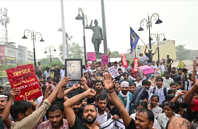July 20, 2026, Prayagraj, Uttar Pradesh, India: Prayagraj: People stage a protest in support of activist Sonam Wangchuk and the Cockroach Janta Party s protest at Delhi s Jantar Mantar, demanding Union Education Minister Dharmendra PradhanÃ¢â‚¬â ¢s resignation, in Prayagraj on Monday, July 20, 2026. Prayagraj India - ZUMAv115 20260720_zap_v115_008 Copyright: xPrabhatxKumarxVermax