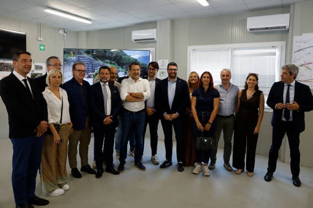News - Matteo Salvini Visits Raccordo A4-Valtrompia CONCESIO, ITALY - JULY 20: Matteo Salvini, Vice President of the Council of Ministers of the Italian Republic and Minister of Infrastructure and Transport with the mayors of the municipalities involved during the technical inspection at the construction site of the Raccordo Autostradale A4 - Valtrompia, at Codolazza base camp on July 20, 2026 in Concesio near Brescia, Italy. The motorway link between the A4 motorway and Valtrompia is a strategic infrastructure managed by Anas, aimed at connecting the main motorway network with the industrial hubs and urban centres of the Brescia valley. Concesio Brescia Italy Copyright: xRichardxMorganox xLiveMediax LPN_2574715