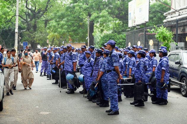 Rapid Action Force (RAF) and Delhi Police personnel at Raisina Road, Parliament Street and Jantar Mantar as security has been heightened New Delhi, Jul 20 (ANI): Rapid Action Force (RAF) and Delhi Police personnel at Raisina Road, Parliament Street and Jantar Mantar as security has been heightened in view of the CJP s call for a March to Parliament, in New Delhi on Monday. New Delhi Delhi India Copyright: xANIx ANI_20260720040