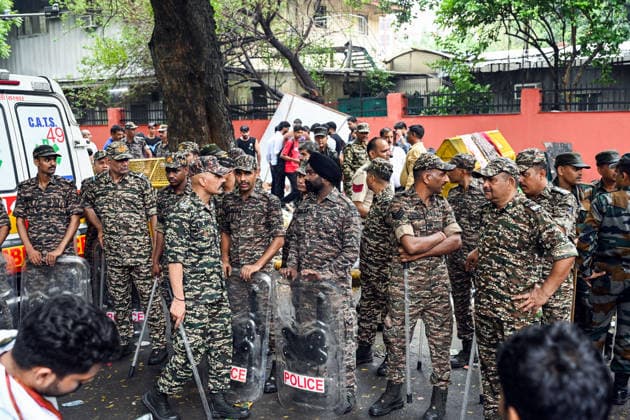 Security personnel at Raisina Road, Parliament Street and Jantar Mantar, as security has been heightened New Delhi, Jul 20 (ANI): Security personnel at Raisina Road, Parliament Street and Jantar Mantar, as security has been heightened in view of the CJP s call for a March to Parliament, in New Delhi on Monday. New Delhi Delhi India Copyright: xANIx ANI_20260720044