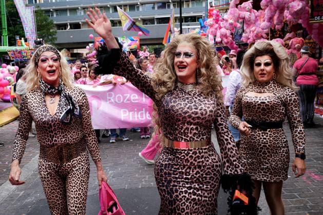 TILBURG - Participants during a Pride Walk from Tilburg station towards the Tilburg Fair for the traditional Pink Monday. During this day, equality, inclusion, and acceptance are celebrated with a large fair. RAMON VAN FLYMEN ANP netherlands out - belgium out  Copyright: xx x563922915x originalFilename: 563922915.jpg