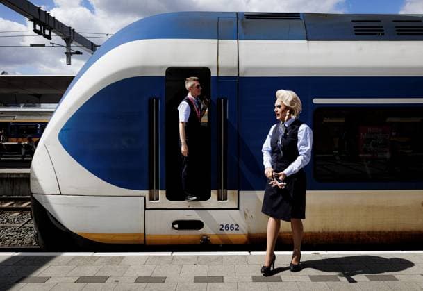 UTRECHT - Participants travel to Tilburg station on the Pink Monday Express. On Pink Monday, diversity, equality, and inclusion are traditionally celebrated at the Tilburg fair. RAMON VAN FLYMEN ANP netherlands out - belgium out  Copyright: xx x563923462x originalFilename: 563923462.jpg