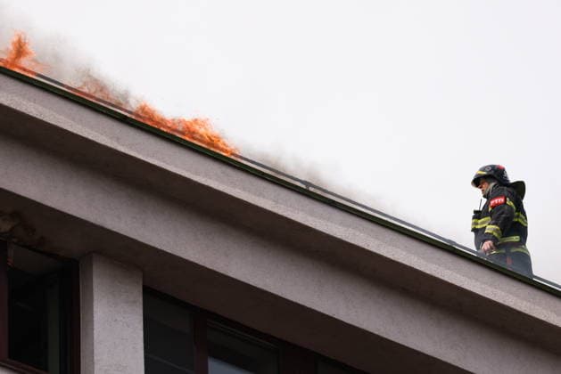 RUSSIA, MOSCOW - JULY 20, 2026: An emergency worker battles a fire of 20sqm in area on the attic floor of the Strastnoy Boulevard Building housing complex in central Moscow, 20 residents evacuating before the arrival of emergency services. Artyom Geodakyan TASS  95259956