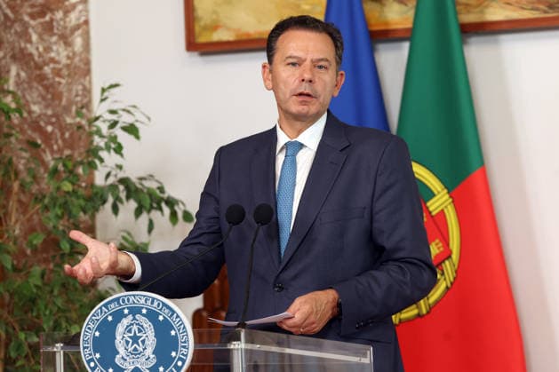 IPA86842747 - Rome, Italy, July 20, 2026: Portuguese Prime Minister Luis Montenegro during the joint statements by the two leaders following their meeting. Prime Minister Giorgia Meloni welcomed the Prime Minister of Portugal, Luis Montenegro, to Palazzo Chigi for an official meeting focused on key European issues and cooperation between Italy and Portugal.  Copyright: xmarcoxiacobuccix xmarcoxiacobuccix 86842747