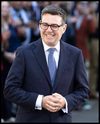 . 20 07 2026. London, United Kingdom. The new UK Prime Minister Andy Burnham and his wife Marie-France van Heel arriving in Downing Street in London .  xStephenxLockx xi-Imagesx IIM-26910-0064