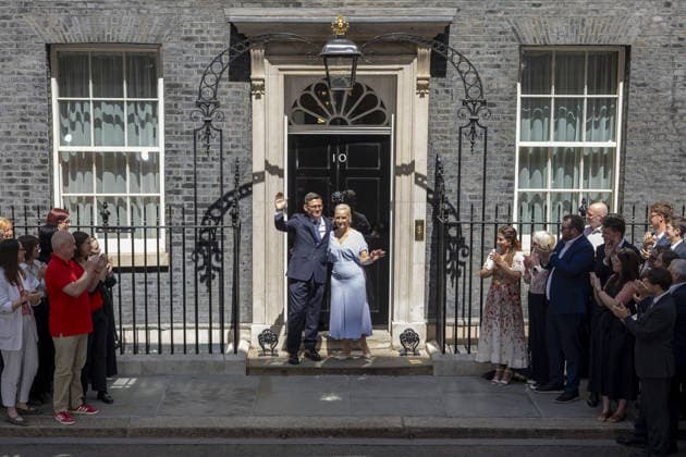 Keir Starmer formally resigns as UK prime minister LONDON, UK - JULY 20: Britain’s new Prime Minister Andy Burnham delivers his first speech outside 10 Downing Street in central London after being invited by King Charles III to form a new government. Marcin Nowak Anadolu London United Kingdom. Editorial use only. Please get in touch for any other usage.  Copyright: x2026xAnadoluxMarcinxNowakx