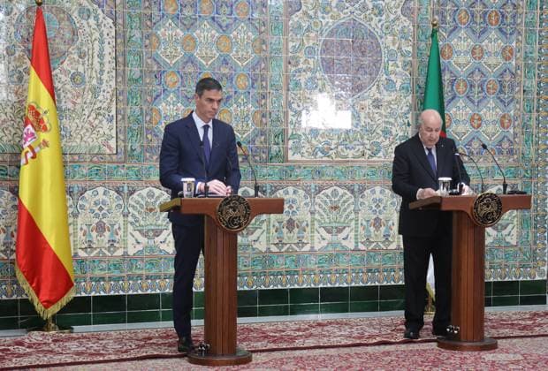 Spanish Prime Minister Pedro Sanchez in Algiers ALGIERS, ALGERIA - JULY 20: Spanish Prime Minister Pedro Sanchez (L) and Algerian President Abdelmadjid Tebboune (R) hold a joint press conference during his official visit to the capital Algiers, Algeria on July 20, 2026. Stringer Anadolu Algiers Algeria. Editorial use only. Please get in touch for any other usage.  Copyright: x2026xAnadoluxStringerx