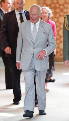 King Charles III Visits Cambridge CAMBRIDGE, ENGLAND - JULY 20: King Charles III smiles during his visit to Cambridge Central Mosque on July 20, 2026 in Cambridge, England. Europe™s first Eco-Mosque, its notable for its architectural quality, environmental leadership and role as a place of worship and community engagement., Credit:Chris Jackson PA ROTA - B68 Avalon United Kingdom, England, Cambridge  Copyright: xChrisxJacksonx xPAxROTAx-xB68x xAvalonx 1117569227