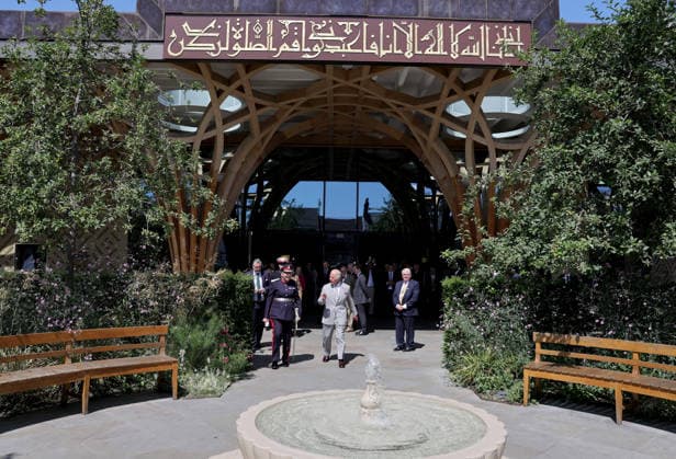 King Charles III Visits Cambridge CAMBRIDGE, ENGLAND - JULY 20: A general view of King Charles III during his visit to Cambridge Central Mosque on July 20, 2026 in Cambridge, England. Europe™s first Eco-Mosque, its notable for its architectural quality, environmental leadership and role as a place of worship and community engagement., Credit:Chris Jackson PA ROTA - B68 Avalon United Kingdom, England, Cambridge  Copyright: xChrisxJacksonx xPAxROTAx-xB68x xAvalonx 1117569263