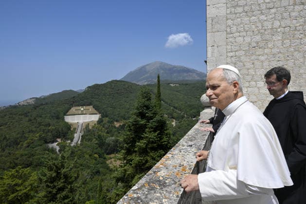 Pope Leo XIV Visits The Abbey Of Montecassino - Italy Pope Leo XIV visits the Abbey of Montecassino, central Italy, on July 20, 2026. Pope Leo XIV paid a private visit to the Abbey of Montecassino and its monastic community and prayed for peace at the tomb of St. Benedict. The Abbey of Montecassino is a Benedictine monastery on a rocky hill about 130 kilometres southeast of Rome. It was the first monastery of the Benedictine order, founded by the saint himself in 529. In 1944, during World War II, it was the site of the Battle of Monte Cassino, when the building was destroyed by Allied bombing. It was rebuilt after the war. Photo by (EV) Simone Risoluti Vatican Media ABACAPRESS.COM Montecassino Italy  Copyright: xABACAx