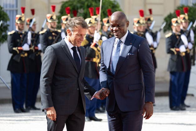 Emmanuel Macron welcomes Gabon President Brice Oligui Nguema - Paris Gabon s President Brice Oligui Nguema is welcomed by France s President Emmanuel Macron before a meeting at the Elysee Palace in Paris on July 20, 2026. Photo by Raphael Lafargue ABACAPRESS.COM Paris France  Copyright: xLafarguexRaphael ABACAx