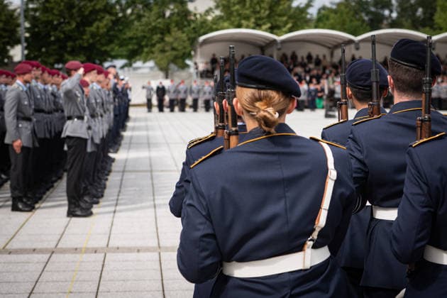 Berlin, Feierliches Gelöbnis im BMVg Feierliches Gelöbnis im Bundesministerium der Verteidigung am 20.07.2026 anlässlich des 82. Jahrestages des 20. Juli 1944. Berlin Bundesministerium der Verteidigung Berlin Deutschland *** Berlin, Ceremonial Oath-Taking at the Federal Ministry of Defense Ceremonial oath-taking at the Federal Ministry of Defense on July 20, 2026, on the occasion of the 82nd anniversary of July 20, 1944 Berlin Federal Ministry of Defense Berlin Germany