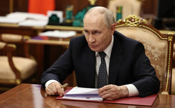 July 20, 2026, Moscow, Moscow Oblast, Russia: Russian President Vladimir Putin, listens to Zaporozhye Region Governor Yevgeny Balitsky, during a working meeting at the Kremlin, July 20, 2026 in Moscow, Russia. The two discussed the situation in the city of Energodar which is under attack from Ukrainian forces trying to reclaim the territory. Author: Moscow Russia - ZUMAp138 20260720_zaa_p138_025 Copyright: xAlexanderxKazakov RussianxGovernx