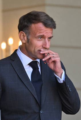 French President Emmanuel Macron hosts the President of Gabon at the Élysée Palace in Paris, France, on July 20, 2026. Christian Liewig Bestimage French President Emmanuel Macron receives Gabon’s President for a meeting at the Élysée Palace in Paris, France, on July 20, 2026  Copyright: xChristianxLiewigx xBestimagexChristianxLiewigx xBestimagex