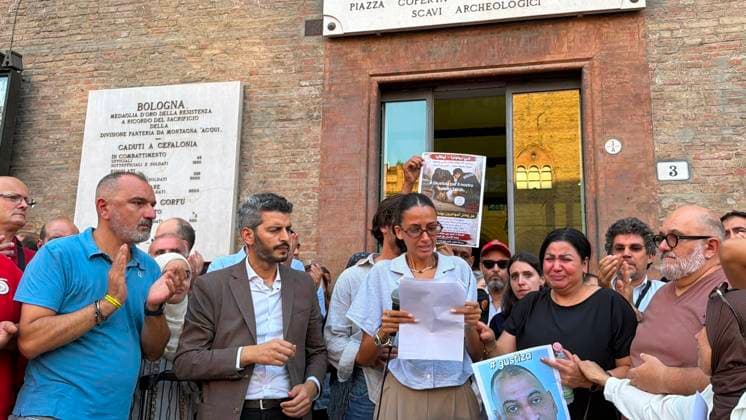 July 20, 2026, Bologna, Rome, Italy: The granddaughter of Abderrahim Fakir, the man who died after being handcuffed by the police, at the demonstration called by the mayor of Bologna, Bologna, 20 07 2026 Bologna Italy  - ZUMAa289 20260720_zia_a289_094 Copyright: xNicolaxMarfisix xAgfx