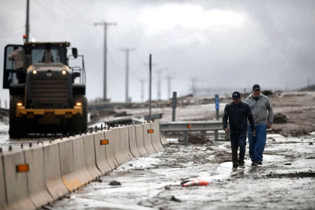 La Serena, July 21, 2026 A mudslide and rockfall cut Chile in two at km 499 of Route 5 North. The Algarrobo Highway concessionaire is using heavy machinery to reopen at least one lane. Alejandro Pizarro Aton Chile, CHILE Aton 1174194  Copyright: AlejandroxPizarro AtonxChile