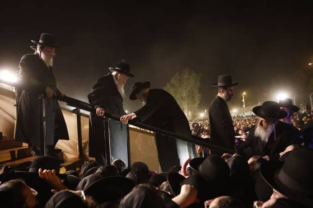 Ultra-Orthodox protesters demonstrate over arrest of alleged draft evader in Israel CFAR YONA, ISRAEL JULY 20, 2026: Ultra-Orthodox Jewish demonstrators, including members of the Gur Hasidic community, gather outside Military Prison 10 to protest the arrest of a Haredi man accused of evading compulsory military service. Organisers estimated that more than 20,000 people took part in the demonstration, which escalated into clashes and created hazardous conditions for journalists covering the event. Cfar Yona Israel Copyright: x xHilelxbenxorx xJNAxPressx