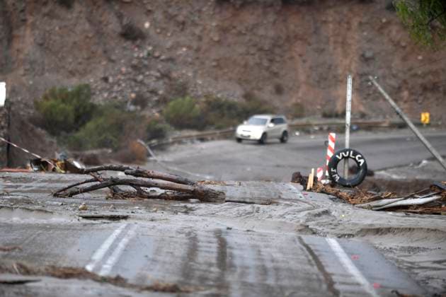 La Serena, July 20, 2026 Late Sunday evening, a severe flash flood occurred in the rural town of Islon in La Serena as a result of rising water levels in the Alejandro Pizarro and Aton streams. Chile, CHILE Aton 1174277  Copyright: AlejandroxPizarro AtonxChile