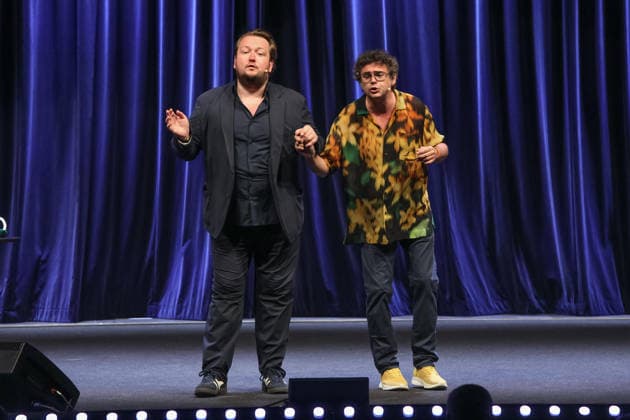 20.07.2026, Kulturzentrum Güssing BGLD, Finale des burgenländischen Kabarettpreises 2026 beim Kultur Sommer Güssing, Vier Kandidaten treten an um das Preisgeld zu gewinnen im Bild: -live a d Bühne, Max und Moritz, Finale des burgenländischen Kabarettpreises 2026 beim Kultur Sommer Güssing *** July 20, 2026, Güssing Cultural Center, Burgenland, Final of the 2026 Burgenland Cabaret Award at the Güssing Summer Festival; four candidates compete for the prize money, pictured live on stage, Max and Moritz, the finals of the 2026 Burgenland Cabaret Award at the Güssing Summer Culture Festival
