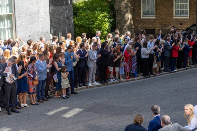 Andy Burnham becomes UK Prime Minister in London - 20 Jul 2026 Friends and Family await the arrival of UK Prime Minister Andy Burnham and wife Marie-France van Heel to No.10 Downing Street. London United Kingdom Copyright: xPhilxLewisx xSOPAxImagesx AndyBurhamMarieVanHeelArrival-6285