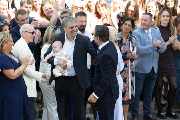 Andy Burnham becomes UK Prime Minister in London - 20 Jul 2026 UK Prime Minister, Andy Burnham greets (L),Mayor of Liverpool Steve Rotheram and his grandson ahead of his speech on Downing Street. London United Kingdom Copyright: xPhilxLewisx xSOPAxImagesx AndyBurhamSteveRotheram-6369