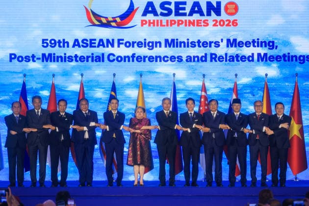 ASEAN Foreign Ministers Meeting 2026 commences in the Philippines METRO MANILA, PHILIPPINES - JULY 21: Foreign Ministers from ASEAN countries pose for a group photo during the opening ceremony for the 59th ASEAN Foreign Ministers Meeting, in Pasay City, Metro Manila, Philippines, on July 21, 2026. The week-long summit, which will last until July 24, gathers foreign ministers and top diplomats from ASEAN member states and major powers, including those from Turkiye, the United States, China, Russia, Japan and several European Union countries to discuss international and regional issues surrounding geopolitical challenges, energy supplies, trade, food, security cooperation as well as Myanmar civil war and the impacts of US-Iran conflict. Danie  Copyright: x2026xAnadoluxDanielxCengx