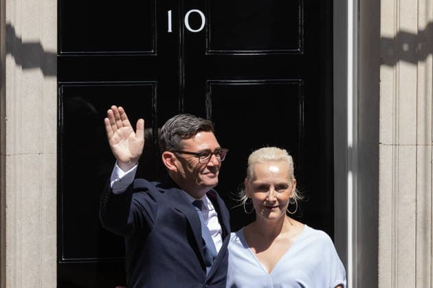 Prime Minister Andy Burnham Makes His First Speech as PM in London - 20 Jul 2026 Prime Minister Andy Burnham and his wife Marie France Van Heel seen outside the door of Number 10 in Downing Street, London. As the new Labour leader and leader of the party in government, Burnham was invited by King Charles III to form an administration in his name after Keir Starmer tendered his resignation earlier today. London United Kingdom Copyright: xTejasxSandhux xSOPAxImagesx 7C3A2071
