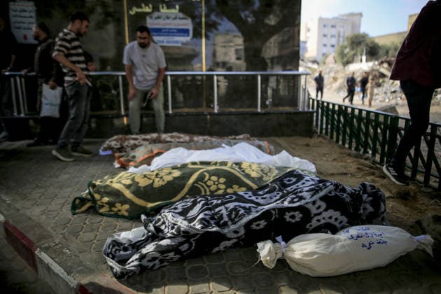 Funeral process for six Palestinians died in Israeli attack in Gaza GAZA CITY, GAZA, PALESTINE - JULY 21: Bodies of Palestinians, who lost their lives following the Israeli attack on a home belonging to the al-Misri family on al-Selasin Street, are taken from al-Shifa Hospital for funeral process in Gaza City, Gaza, Palestine on July 21, 2026. Saeed M. M. T. Jaras Anadolu Gaza City Gaza. Editorial use only. Please get in touch for any other usage.  Copyright: x2026xAnadoluxSaeedxM.xM.xT.xJarasx
