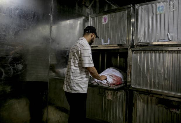 Funeral process for six Palestinians died in Israeli attack in Gaza GAZA CITY, GAZA, PALESTINE - JULY 21: Relatives of Palestinians, who lost their lives following the Israeli attack on a home belonging to the al-Misri family on al-Selasin Street, mourn as the bodies are taken from al-Shifa Hospital for funeral process in Gaza City, Gaza, Palestine on July 21, 2026. Saeed M. M. T. Jaras Anadolu Gaza City Gaza. Editorial use only. Please get in touch for any other usage.  Copyright: x2026xAnadoluxSaeedxM.xM.xT.xJarasx